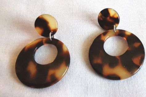 VINTAGE ACRYLIC FAUX TORTOISE SHELL HOOP DANGLE DROP EARRINGS Gorgeous Jewelry, Tortoise Shell, Tortoise, Dangle Drop Earrings, Shells, Free Delivery, Drop Earrings, Best Deals