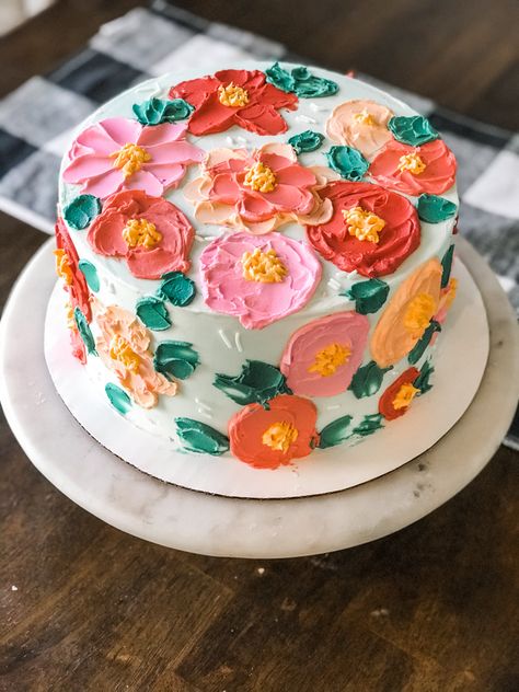 Cake Designs Floral, Birthday Cake With Frosting Flowers, Cake Painting Buttercream, Easy Floral Birthday Cake, Simple Flower Cake Design Birthday, Simple Flower Birthday Cake, Flower Cakes Simple, Pastel Flower Cake Birthday, Cute Floral Birthday Cakes