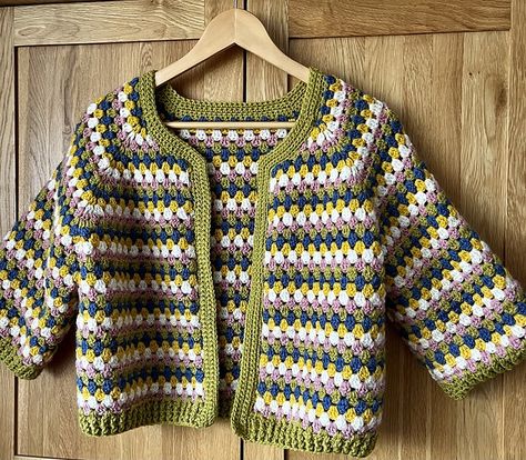 Ravelry: crochetcravings' Granny Go Round Cardigan #1 Granny Go Round Cardigan, Diy Bags Patterns, Diy Bag, Bag Pattern, Ravelry, Pattern, Design