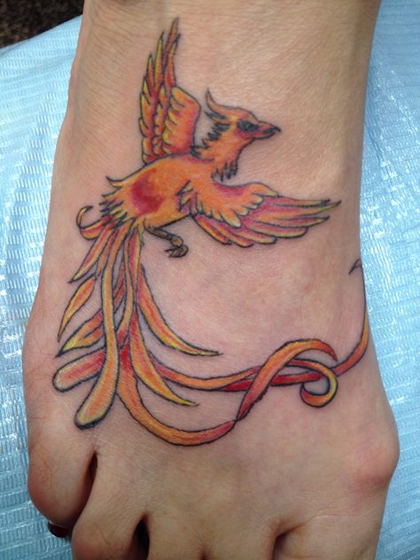 Fawkes, Professor Dumbledore's Phoenix. Thanks again to Bob at Fantasy to Flesh! Phoenix Tattoos, Wonderful Pistachios, Air Popped Popcorn, Harry Potter Tattoos, Diy Wand, Harry Potter Tattoo, Eating Before Bed, Harry Potter Ravenclaw, Harry Potter Drawings