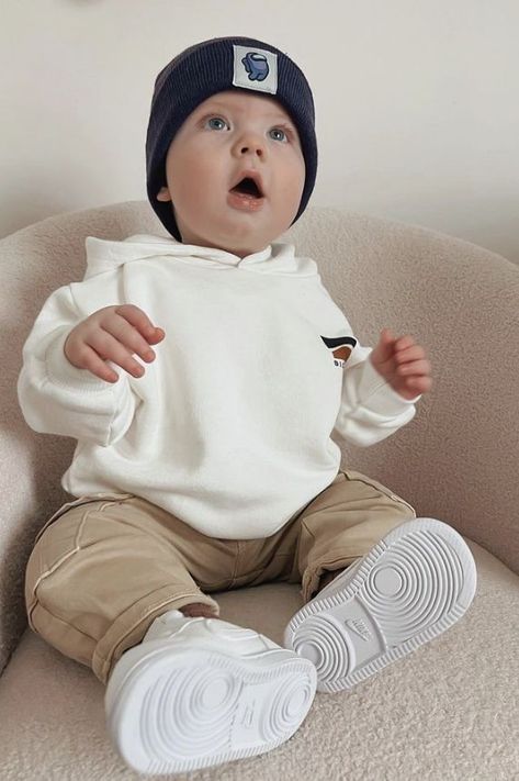 Christmas Baby Photoshoot, Baby Boy Fall Outfits, Expectations Vs Reality, Bebe Clothing, Baby Boy Winter Outfits, Because The Internet, Boys Fall Outfits