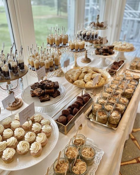 Wedding Eating Table Ideas, Wedding Food Ideas Dessert, Cake And Dessert Table Display, Engagement Desert Table, Autumn Wedding Dessert Table, Engagement Desert Table Ideas, Nikkah Sweets Ideas, Engagement Party Buffet Table, Wedding Ideas Food Stations