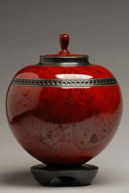 Sculptures Céramiques, Raku Ceramics, Raku Pottery, Pottery Glazes, Copper Red, Pottery Designs, Ceramic Vessel, Cremation Urns, Ceramic Clay