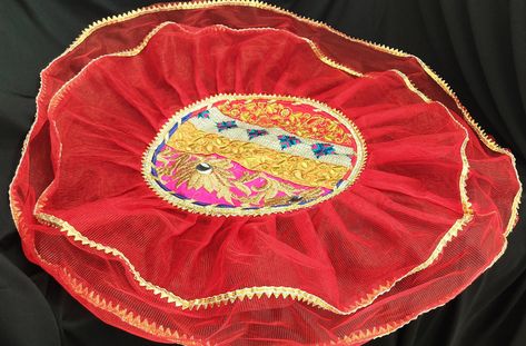 Karwa Chauth Thali, Thali Cover, Wedding Gift Packing, Karwachauth Thali, Puja Thali, Indian Wedding Gifts, Diwali Pooja, Pooja Thali, Temple Decor