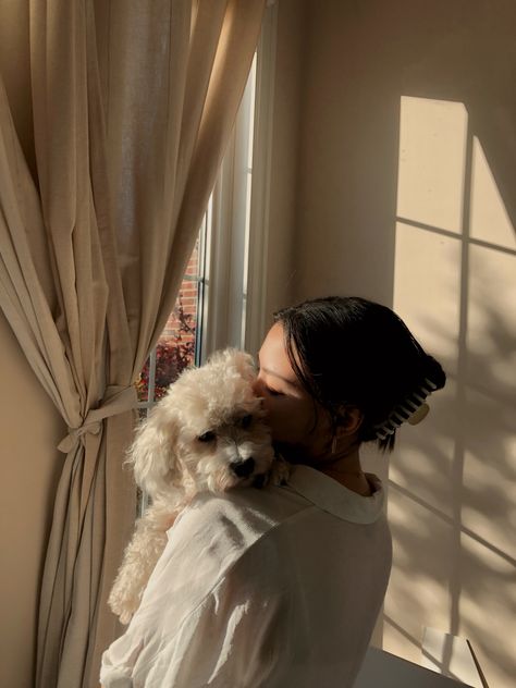 Photoshoot With Puppy, Minimalist Feed, Dogs Poodle, Golden Hour Photoshoot, Bichon Dog, Puppy Pose, Aesthetic Selfie, Dog Mommy, Photoshoot Aesthetic