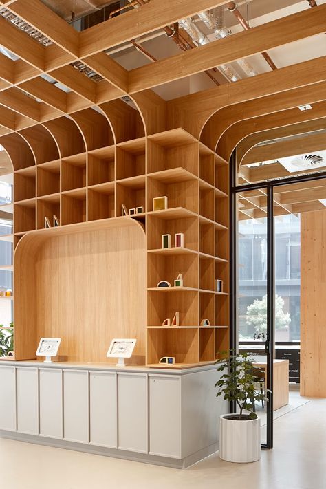 Froebel Carlton // Silvester Fuller - Architizer Journal Design Café, Retail Interior Design, Patio Interior, Cafe Interior Design, Retail Interior, Library Design, Commercial Interior Design, Store Interior, Restaurant Interior