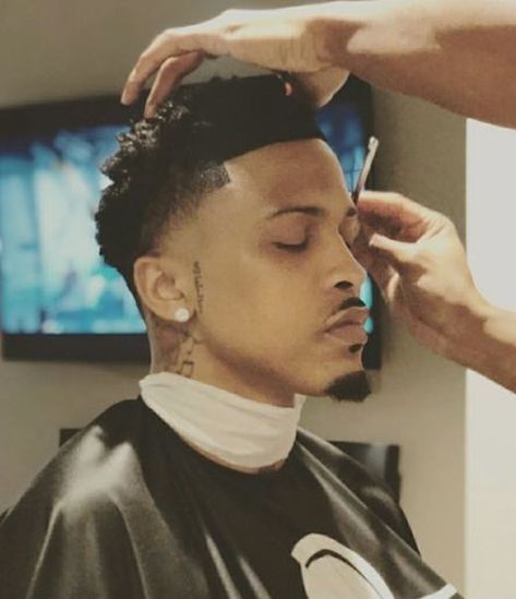 August Alsina Hair, Waves Hairstyle Men, Taper Fade Curly Hair, Black Hair Cuts, Curly Hair Fade, New Natural Hairstyles, August Alsina, Hairstyle Names, Costume Noir