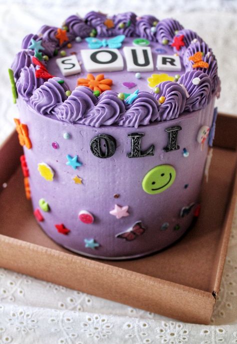 Olivia Rodrigo 18th Birthday, Sour Olivia Rodrigo Party, Sour Cake Olivia Rodrigo, Sour Themed Birthday, Olivia Rodrigo Cookies, Olivia Rodrigo Cakes Ideas, Olivia Rodrigo Cake Ideas, Sour Olivia Rodrigo Birthday Party, Olivia Rodrigo Birthday Party Theme