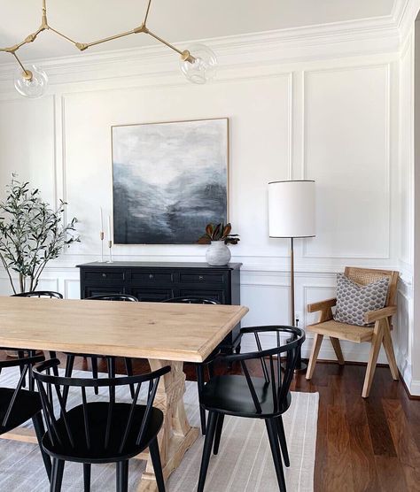 Michelle Garcia on Instagram: “A little corner teak & cane action 😍 I love this beautiful dining space, don’t you guys?! This is the perfect piece for your empty corners…” Light Wood Dining Table, Dark Wood Dining Table, Dark Dining Room, Dining Room Remodel, Annie Selke, Black Sideboard, Rug Ideas, Beautiful Dining Rooms, Glam Room