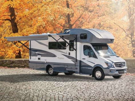 Small Class C Rv, Small Rvs For Sale, Best Small Rv, Small Motorhomes, Toyota Dolphin, Class B Motorhomes, Rv Motorhomes, Small Rv, Class C Motorhomes