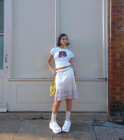 edie-rose. on Instagram: "i’ve got a mega crush 🥰 @crocseurope #crocsad #comeasyouare" Outfits To Wear With Crocs, Edie Rose, Lingerie Vintage, Estilo Fitness, Panty Style, Summer Lookbook, Lace Slip Dress, Skirt Outfit, Vintage Lingerie