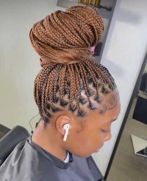 33 Hair Color Box Braids, Regular Knotless Braids, Regular Hairstyles, Small Knotless Braids, Small Knotless, Hair Pics, Braided Hairstyles For Black Women Cornrows, Frontal Wig Hairstyles, Goddess Braids Hairstyles