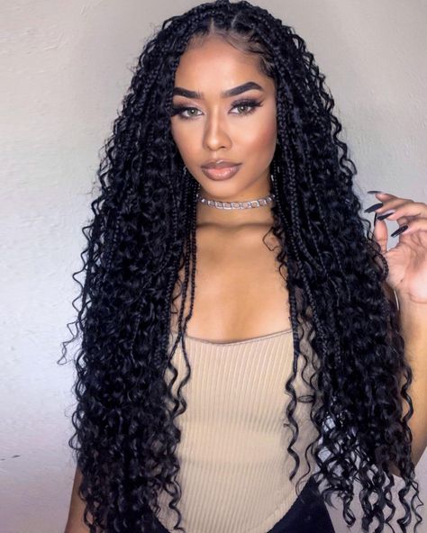 Smeduiem Goddess Braids, Bohemian Braids Styles, Bohemian Goddess Braids Hairstyles, Box Braids Goddess Braid, Trending Hair 2024, Curly Hair Box Braids, Curly Fulani Braids, Bohemian Box Braids Hairstyles, Trending Black Hairstyles