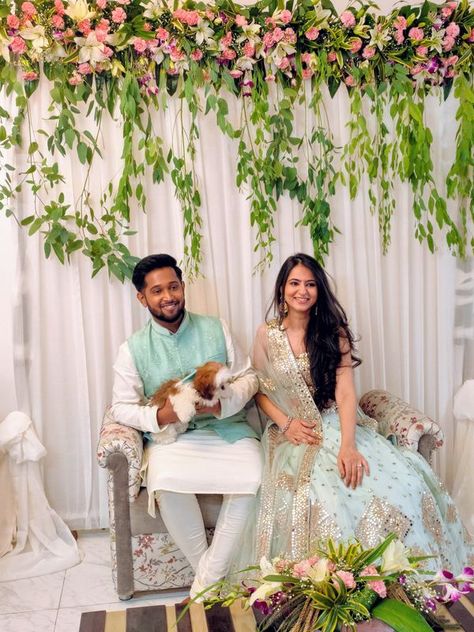 How This Bride Planned & Budgeted Her Lovely Intimate Roka At Home Roka Ceremony Outfits For Bride, Engagement Decorations Indian, Rose Garland Wedding, Roka Ceremony, Indian Engagement, Indian Wedding Decor, Flower Garland Wedding, Couple Wedding Dress, Desi Wedding Decor