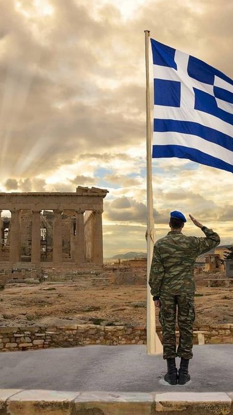 Greek Independence Day, Hellenic Army, Greek Army, Greek Dancing, Greek Independence, Greek Mountains, Greek Soldier, Greece Pictures, Greek Vacation