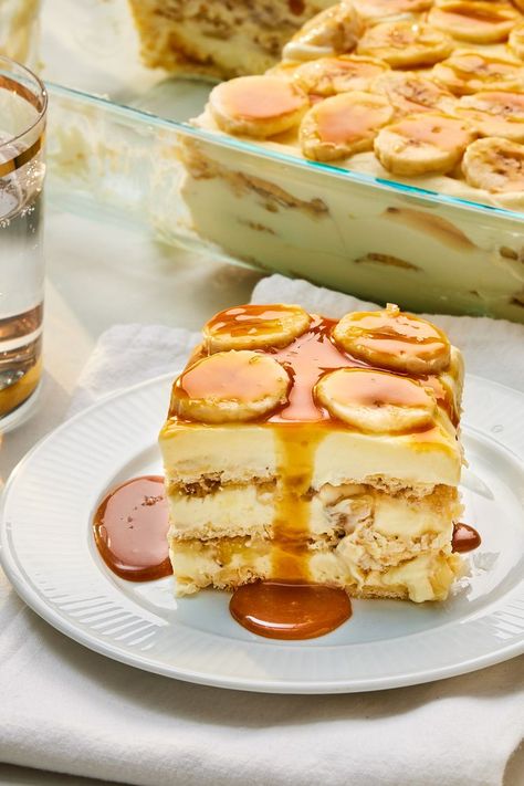 Salted Caramel Banana Ritz Icebox Cake Ritz Icebox Cake, Banana Icebox Cake Recipes, Banana Salted Caramel Cake, Banana Ritz Icebox Cake, Ritz Salted Caramel Icebox Cake, Salted Caramel Banana Pudding, Salted Caramel Ritz Cracker Ice Box Cake, Salted Caramel Icebox Cake, Salted Caramel Banana Ritz