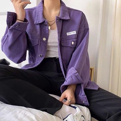 Purple Jacket Outfit, Purple Cardigan Outfits, Outfit Elegantes, Casual College Outfits, Fashion Top Outfits, Purple Cardigan, Purple Outfits, Everyday Fashion Outfits, Purple Jacket