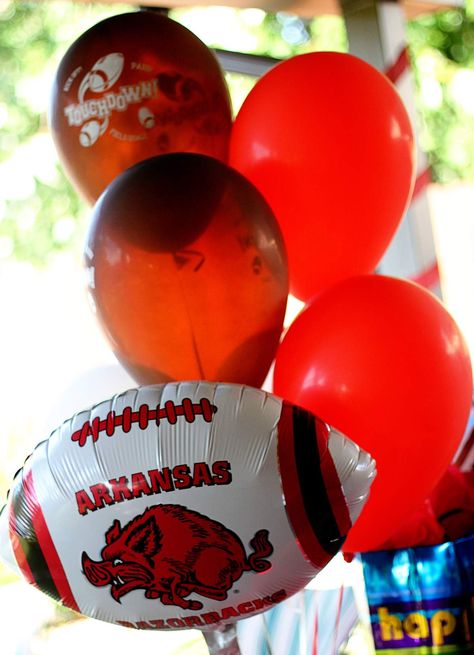 Arkansas Razorbacks Birthday Party Ideas | Photo 11 of 15 | Catch My Party Razorback Party, Tailgate Essentials, Arkansas Razorback, Basketball Party, Arkansas Razorbacks, Tailgate Party, 6th Birthday Parties, Boy Birthday Party, Catch My Party