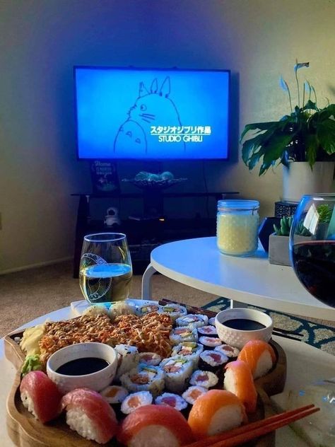 Picnic Date Food, Movie Night Food, Elegant Food, Movie Night Snacks, Anime Date, Movie Snacks, The Perfect Date, Date Recipes, Night Food