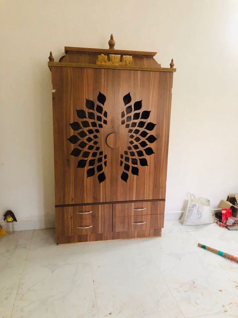 Pooja Shelf Ideas Indian Modern, Pooja Room Plywood Door Design, Pooja Shelf Door Design, Pooja Unit Ideas Indian, Pooja Cupboard Door Design, Puja Shelf Ideas, Pooja Room Doors Ideas Indian, Pooja Room Cupboard Designs, Pooja Shelf Ideas Indian