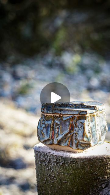 BLANK EARTH CERAMICS on Instagram: "Cobalt Kurinuki Box looking all frosty outside 🥶 

This one is on the website if you want to snap it up before we close for Christmas 😘

#kurinuki #trinketbox #carvingclay #texturedceramics #potteryvideo #potteryvideos #cobalt #allthebeautifulthings #creatingboldly #handmadebyme #jewellerybox #jewelrybox #handmadebox #handmadejar #potterymaking" Kurinuki Technique, Earth Ceramics, Closed For Christmas, Pottery Videos, Handmade Box, December 16, Pottery Making, Trinket Boxes, Cobalt