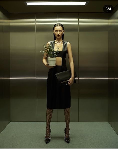 Elevator Editorial Photography, Elevator Fashion Editorial, Rich Pose Reference, Elevator Fashion Photography, Fashion Photoshoot Aesthetic, Office Look Photoshoot, High Fashion Street Photography, Office Shoot Ideas, Office Editorial Photography