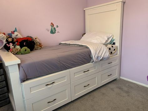 White Twin Bed With Storage, Twin Bed With Dresser Underneath, Bed With Bottom Storage, Twin Beds With Storage Underneath, Twin Bed With Drawers Underneath, Diy Twin Bed With Drawers, Diy Single Bed With Storage, Xl Twin Bed Ideas, Small Bedroom Twin Bed