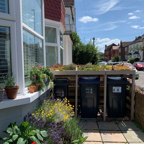 Bin Store Garden, Victorian Front Garden, Bin Shed, Small Front Gardens, Victorian Terrace House, Front Gardens, Front Garden Design, Living Roofs, Bin Store