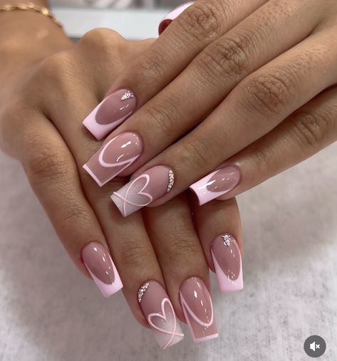 Cute Nails Acrylic Initials, Nail Art Designs Hearts Style, Natural Nail Ideas Square, Nail Design Pink And White, Bday Nails Ideas Square, New Job Nail Ideas, Nursing School Graduation Nails, Cute Nail Ideas For Birthday, French Nails Biab