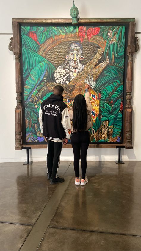 Black Couple Museum Date, Art Gallery Date, Museum Date, Dream Dates, Cute Date Ideas, Couple Painting, Black Couple, Couple Things, Black Couples Goals