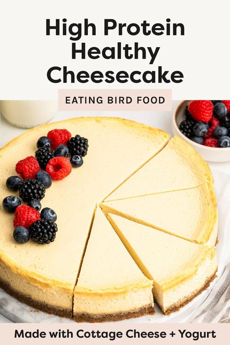 Healthy Cheesecake with Cottage Cheese Protein Cheesecake Healthy, Cheesecake With Cottage Cheese, Healthy Protein Desserts, Healthy Cheesecake Recipes, High Protein Cheesecake, Greek Yogurt Cheesecake, Greek Yogurt Cake, Cottage Cheese Desserts, Healthy Cheese