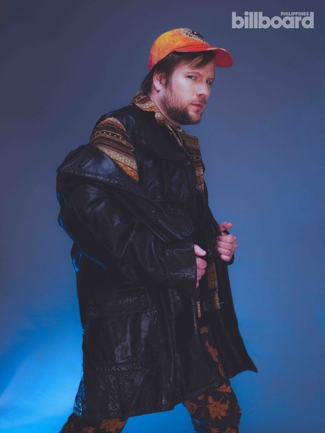 Shaira Luna, Fall Out Boy Tumblr, So Much For Stardust, Fall Out Boy Concert, Boy Gang, Gucci Leather Jacket, Boy Background, Peter Wentz, Patrick Stump