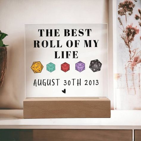 Dnd Anniversary Gift, Nerdy Proposal Ideas, Dungeons And Dragons Wedding Ideas, D20 Wedding, Game Theme Wedding, Nerd Wedding Ideas, Dnd Wedding Ideas, D&d Wedding, Nerdy Wedding Ideas