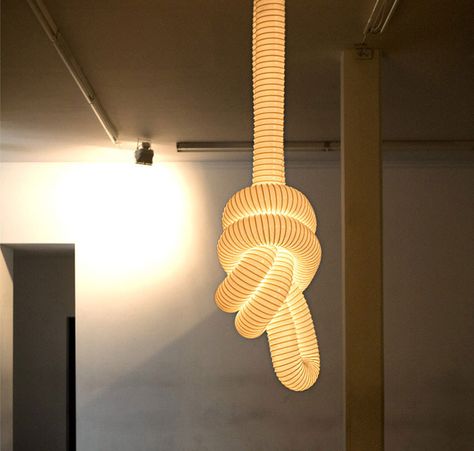 Flexible knockdown lamp Tube Lamp, Rope Light, Diy Lamp, Light Installation, Bloxburg House, Diy Lighting, Objects Design, Light Art, Lamp Design