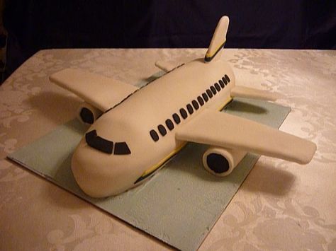 Wings And Rice, Airplane Birthday Cakes, Airplane Cake, Planes Birthday, Planes Party, Airplane Party, Cake Central, Cake Shapes, Rice Krispie Treats