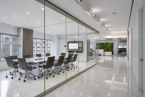 Interior Kantor, Modern Office Interiors, City Office, Office Designs, Modern Office Design, Best Office, Glass Walls, 아파트 인테리어, Bureau Design