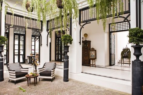 Citizen Femme | The Siam: Art Deco Meets Antique in Bustling Bangkok The Siam Hotel, Indochine Interior, Indochine Style, Art Deco Hotel, British Colonial Decor, Colonial Interior, Modern Colonial, British Colonial Style, Colonial Decor