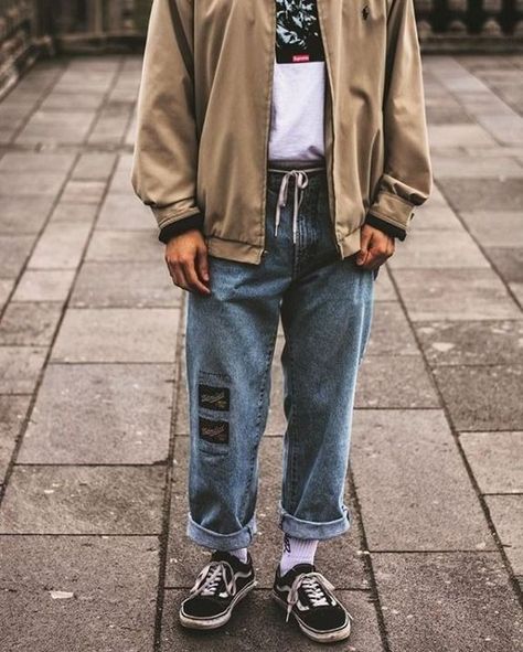 First Date Outfits, Outfit Essentials, 90s Fashion Men, Gold Jacket, Pants White, Baggy Pants, Streetwear Men Outfits, Mode Inspo, Mode Streetwear