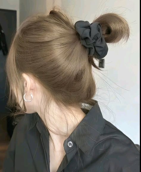 Perfect Blonde Hair, Hair Color Asian, Beige Hair, Korean Hair Color, Long Hair Ponytail, Hair Color Underneath, Brown Hair Looks, Hair Inspiration Long, Haircuts Straight Hair