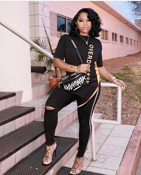 Toya Wright Keeps It Chic in Her Fashion Nova “Overdressed” Tunic Toya Johnson, Toya Wright, Fashion Nova Tops, Cute Swag Outfits, Dope Outfits, Girl Falling, Swag Outfits, Birthday Outfit, Look Fashion