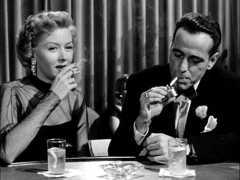 Gloria Grahame and Humphrey Bogart - In a Lonely Place 1950 Anyway The Wind Blows, Nicholas Ray, Bogie And Bacall, Gloria Grahame, Bogart And Bacall, Hollywood Story, Fritz Lang, Carole Lombard, Barbara Stanwyck