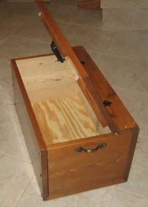 Free Cedar Blanket Chest Plans - How To Build A Cedar Chest Diy Wooden Chest, Blanket Chest Plans, Chest Woodworking Plans, Bookcase Plans, Woodworking Jig Plans, Storage Chests, Chest Ideas, Toy Chests, Woodworking Jig