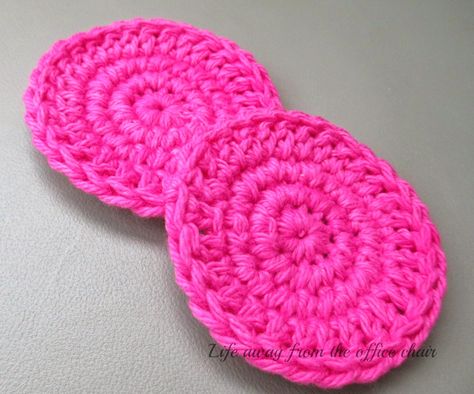 Crochet Car Coasters - Life Away From The Office Chair Crochet Car Coasters Free Pattern, Crochet Car Coasters, Crochet Cars, Chair Crochet, Coaster Projects, Cars Accessories, Diy Crochet Patterns, Crocheting Projects, Crochet Car