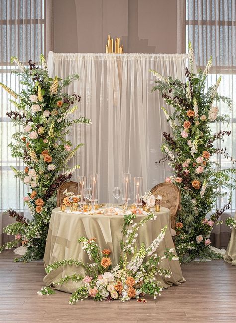 The dreamiest of sweetheart tables 😍⁠ ⁠ --⁠ ⁠ ⁠ Venue: @citronbaltimore⁠ Florist: @victoriaclausenflorals⁠ Photographer: @cnwosuphoto⁠ Planner / Designer: @eventsbyyosira⁠ Bride: @zitel.shalom Elegant Sweetheart Table, Batik Wedding, Sweetheart Table Flowers, Bridgerton Wedding, Sweetheart Table Decor, Head Tables, Dream Wedding Decorations, Wedding Planning Decor, Wedding Tent