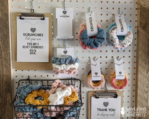 Printable Scrunchies Display Template Set for Market Booth | Etsy Craft Fair Signs, Scrunchie Stand, Craft Stall Display, Craft Booth Design, Display Template, Knitted Stitches, Large Knitting Needles, Crochet Craft Fair, Crochet Labels