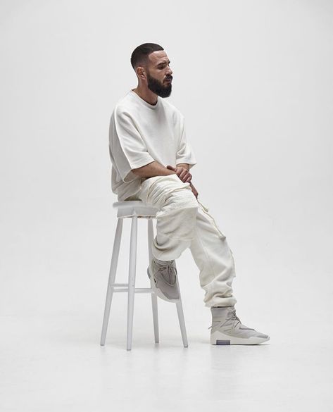 White Outfit, Branding Photos, White Outfits, White Background, Rap, Hip Hop, Normcore, Summer Fashion, Stars