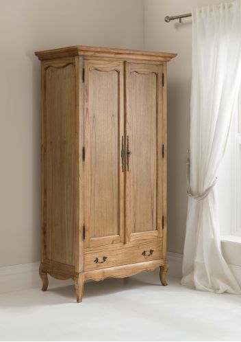 Discover stylish and space-efficient modern cupboard designs for small bedrooms. Elevate your space with innovative wardrobe interiors. Small Bedroom Wardrobe, French Style Bed, Wardrobe Vintage, Wardrobe Interior Design, Small Bedroom Designs, 2 Door Wardrobe, Wooden Wardrobe, Bedroom Furnishings, Door Wardrobe