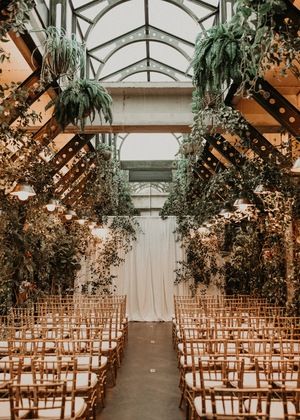 Austin Texas Wedding Venues, Western Wedding Decorations, Good Drinks, Modern Wedding Venue, Indoor Wedding Ceremonies, Rustic Modern Wedding, Austin Wedding Venues, Church Wedding Decorations, Austin Texas Wedding