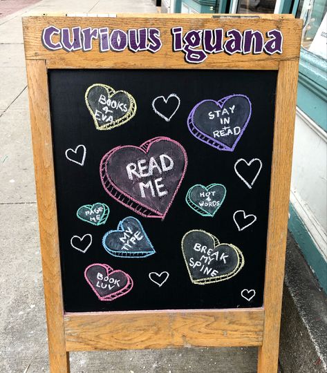 Book Store Chalkboard Signs, Bookstore Chalkboard Signs, Bookstore Quotes, Bookstore Chalkboard, Fun Library Ideas, Valentine Chalkboard Art, Bookstore Signs, Dream Bookstore, Bookshop Ideas