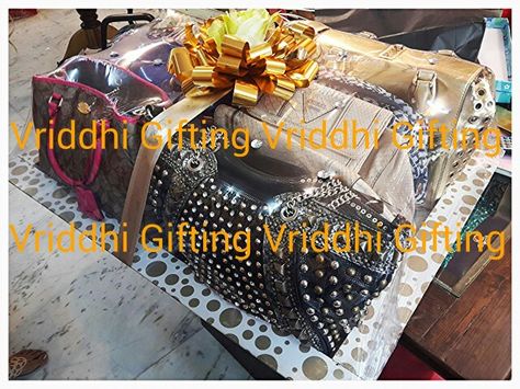 Indian Wedding Trousseau Gift Packing. Handbag Packing Ideas For Wedding, Wedding Dress Packing Ideas Indian, Wedding Dress Packing, Dress Packing Ideas, Indian Wedding Trousseau, Packing Ideas For Wedding, Saree Packing, Dress Packing, Wedding Trays